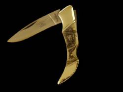Scrimshaw Medium Folding Knife