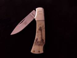 Scrimshaw Large Folding Knife